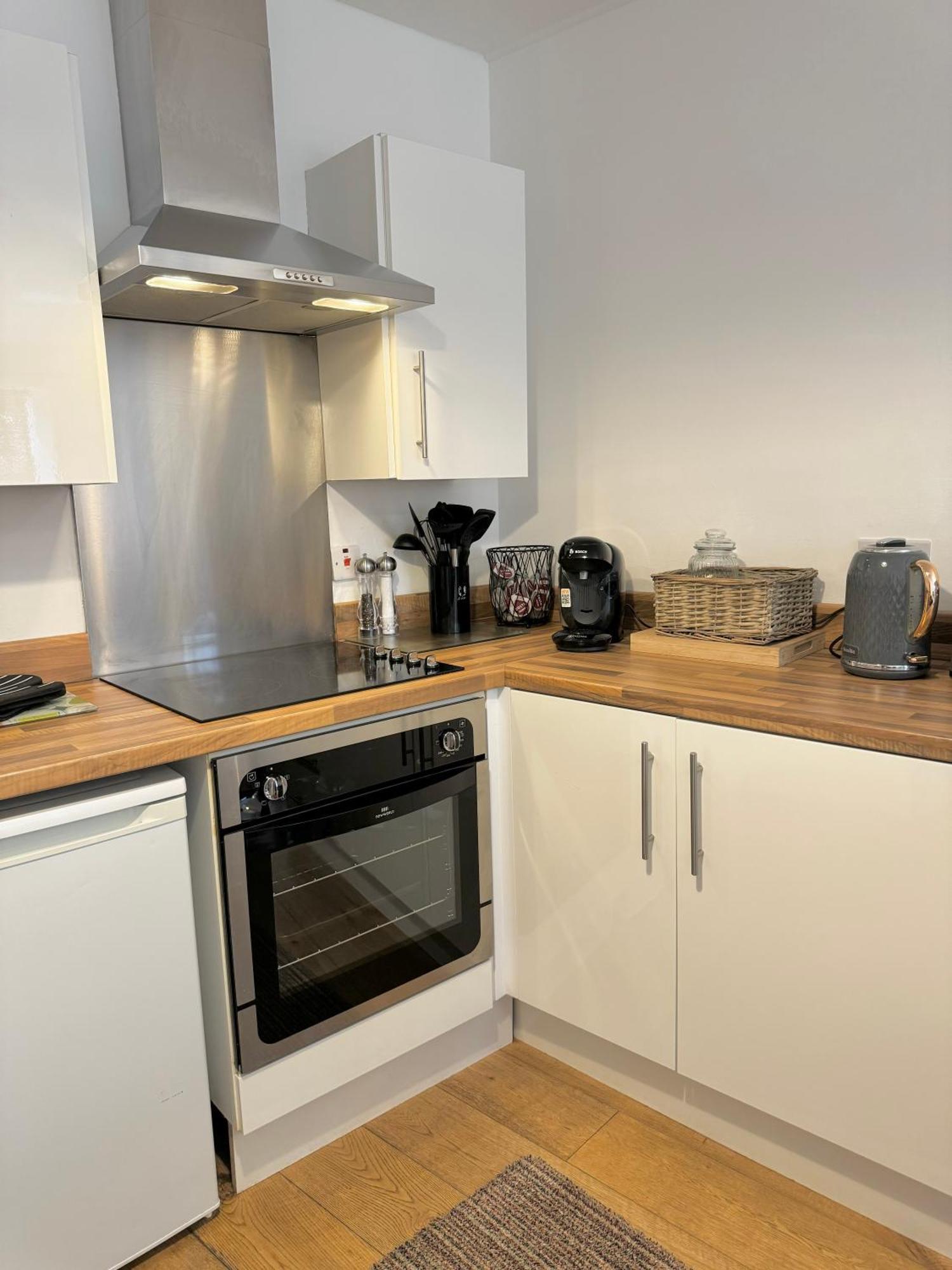 Nordic Suites Ulverston Luaran gambar